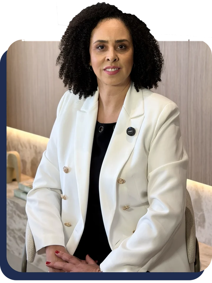 Nara Lídia Oliveira dos Santos Turra
